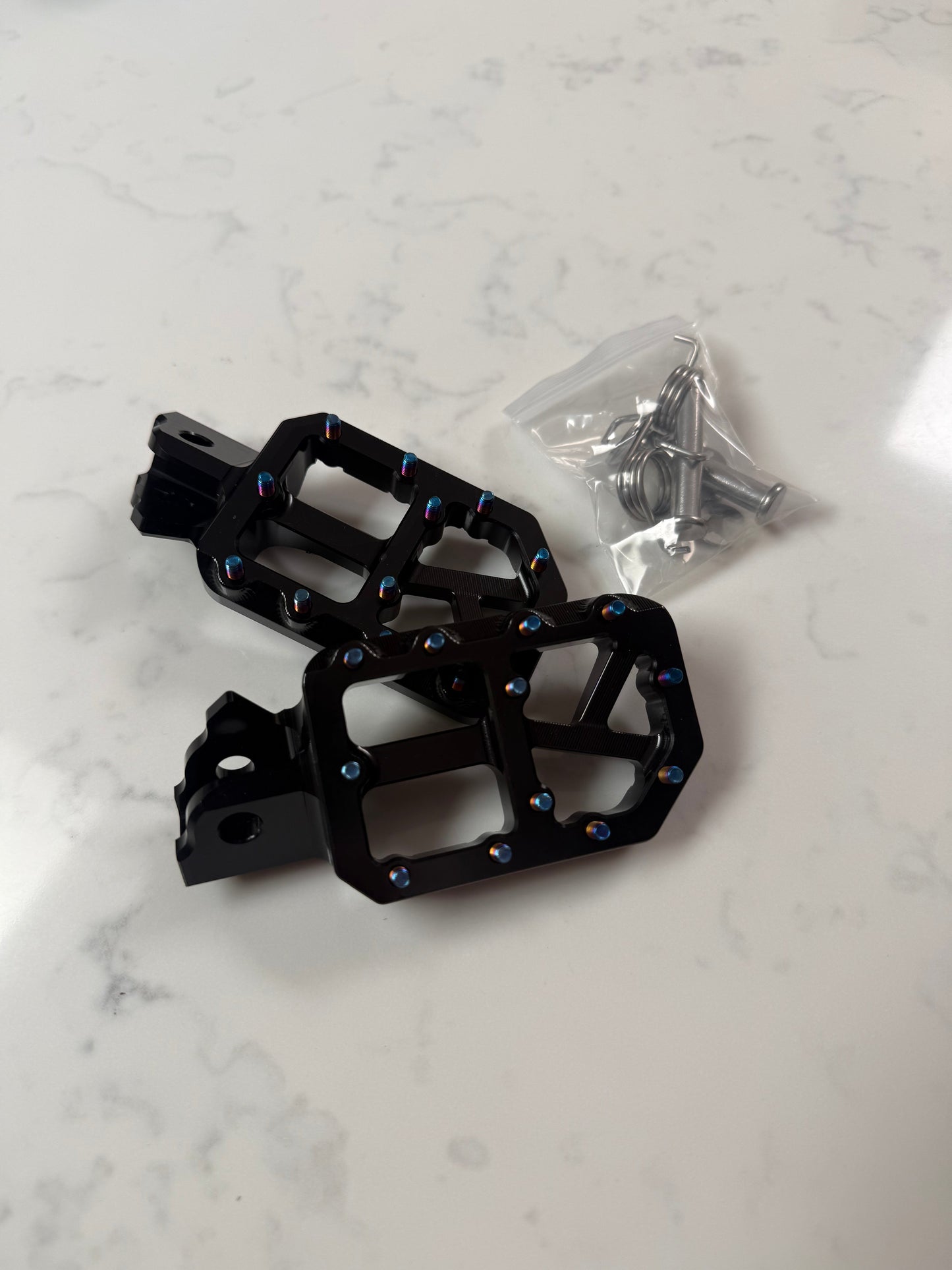 Tuttio | Yozma | Rtr Titanium pegs