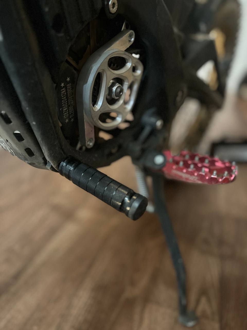 Talaria x3/xxx Shift locks